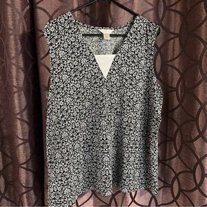 Cj banks sleeveless top